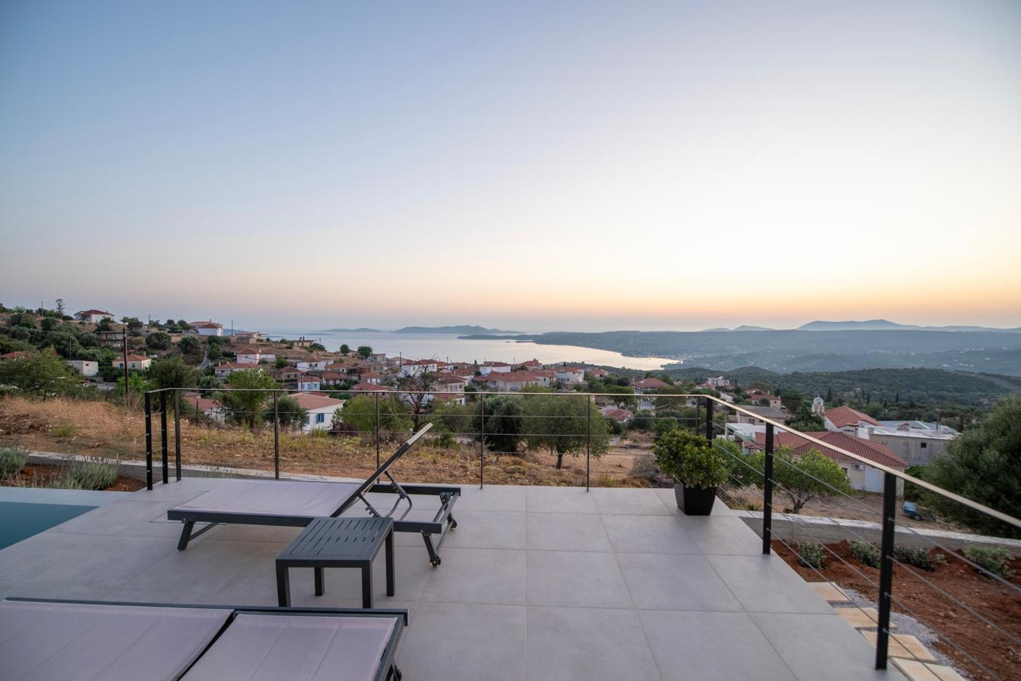 Sunset Luxury Villa Akritokhórion Zewnętrze zdjęcie